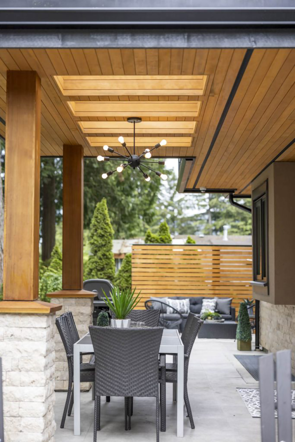 939 Clements Ave, North Vancouver 83