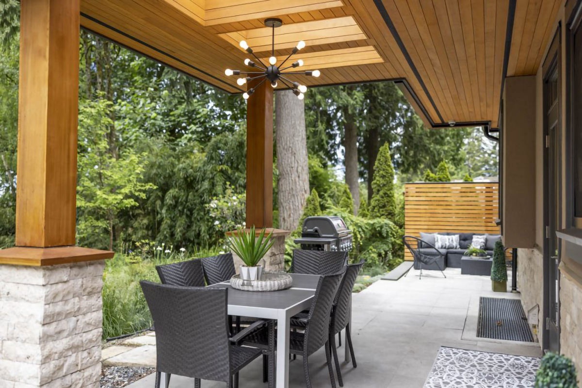 939 Clements Ave, North Vancouver 84