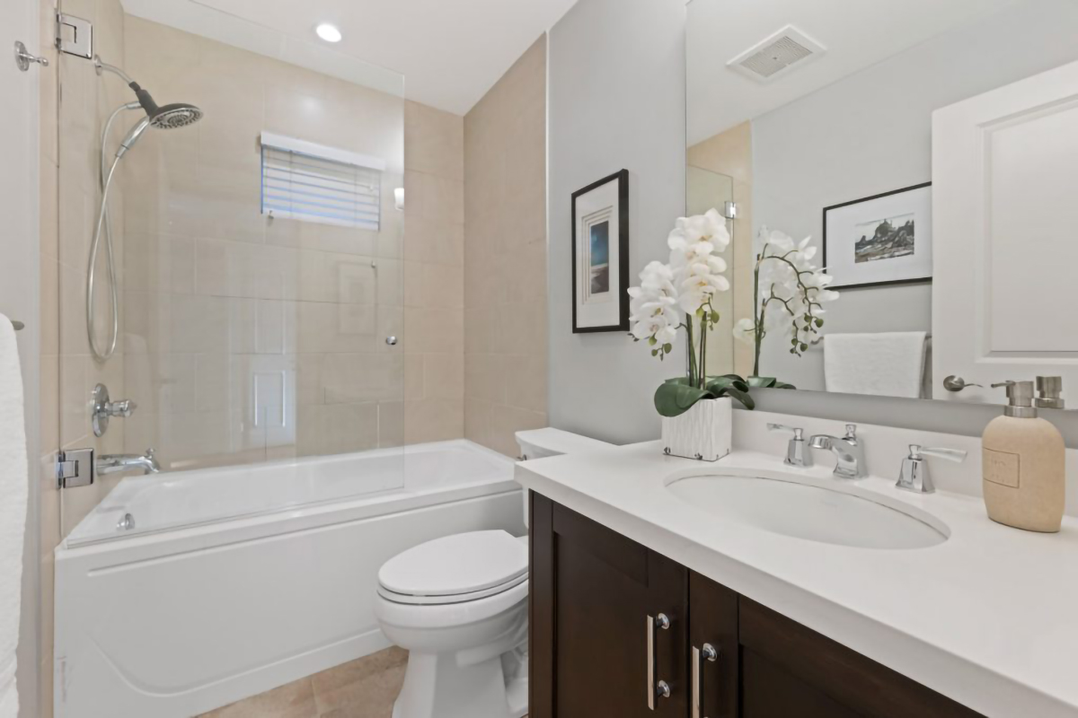 252 W 6TH STREET 16