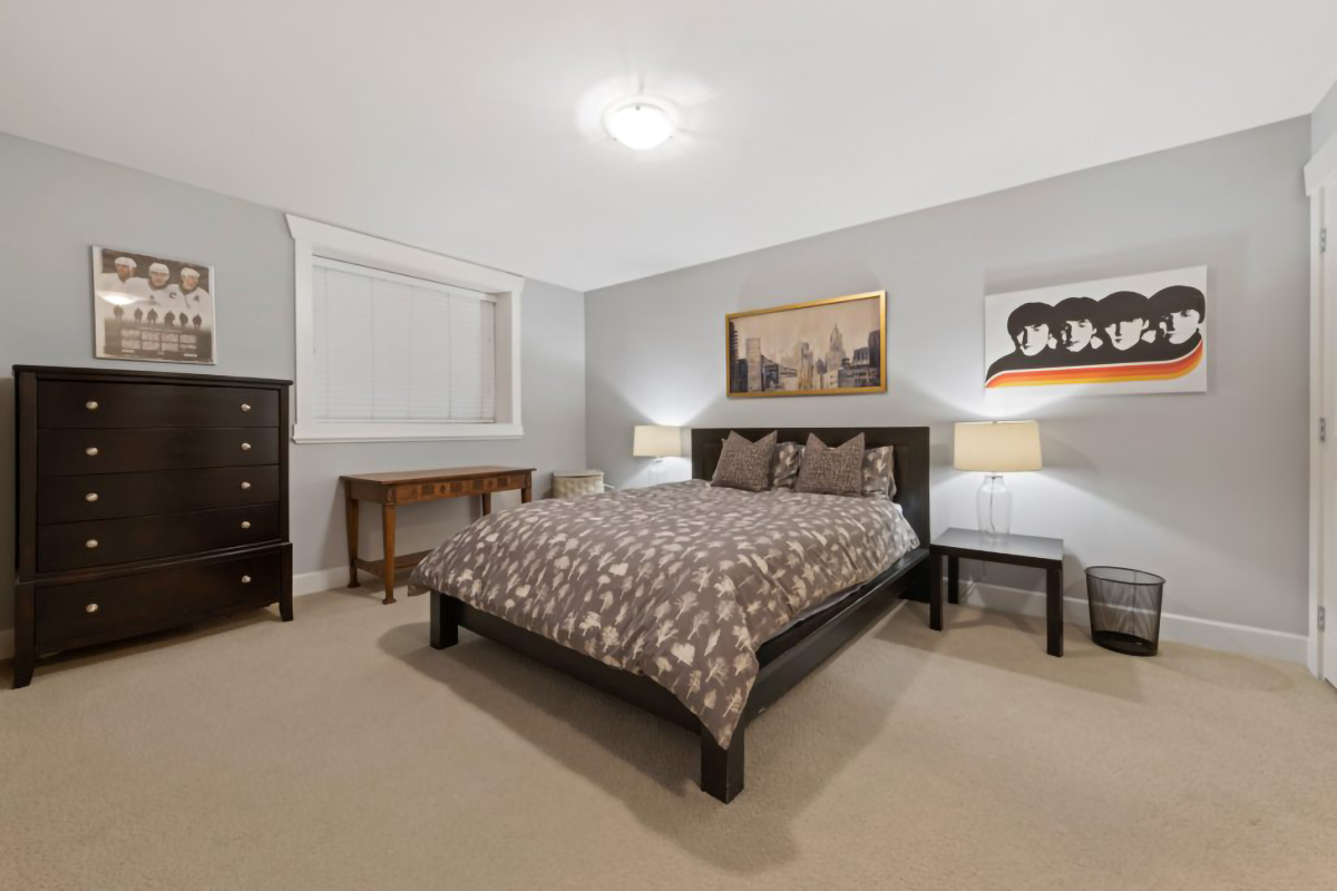 252 W 6TH STREET 19