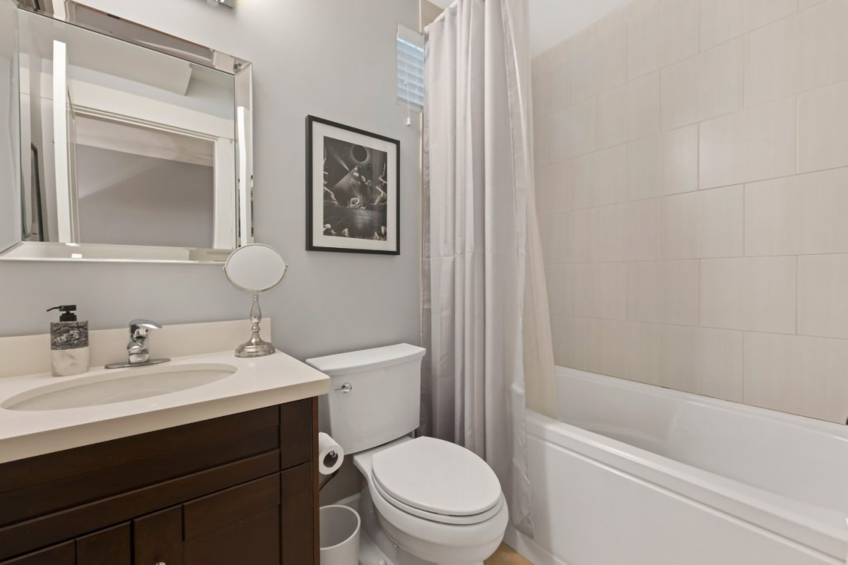 252 W 6TH STREET 20