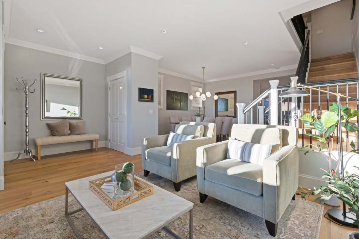 252 W 6TH STREET 40