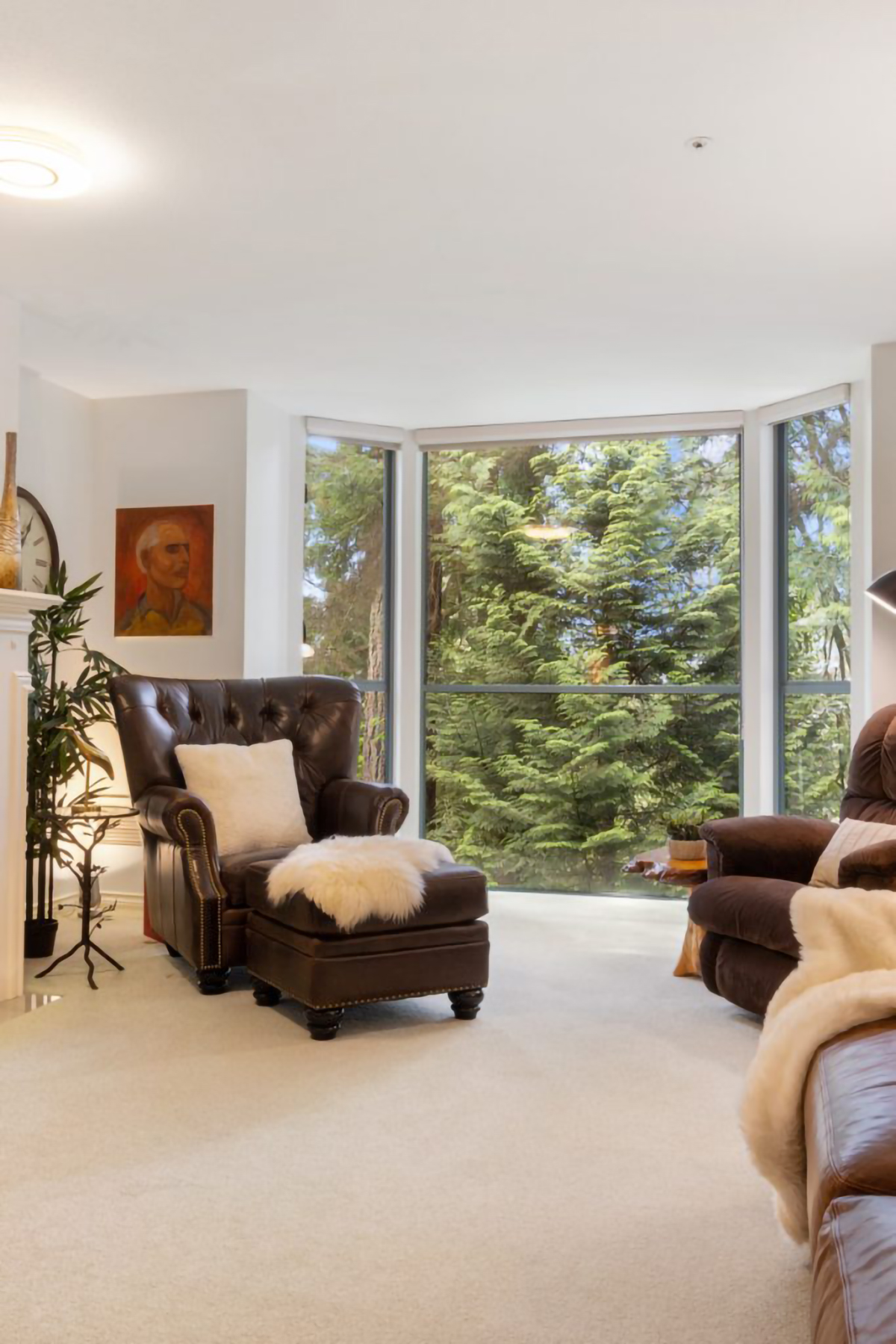 203-3200 CAPILANO CRESCENT, NORTH VANCOUVER 4