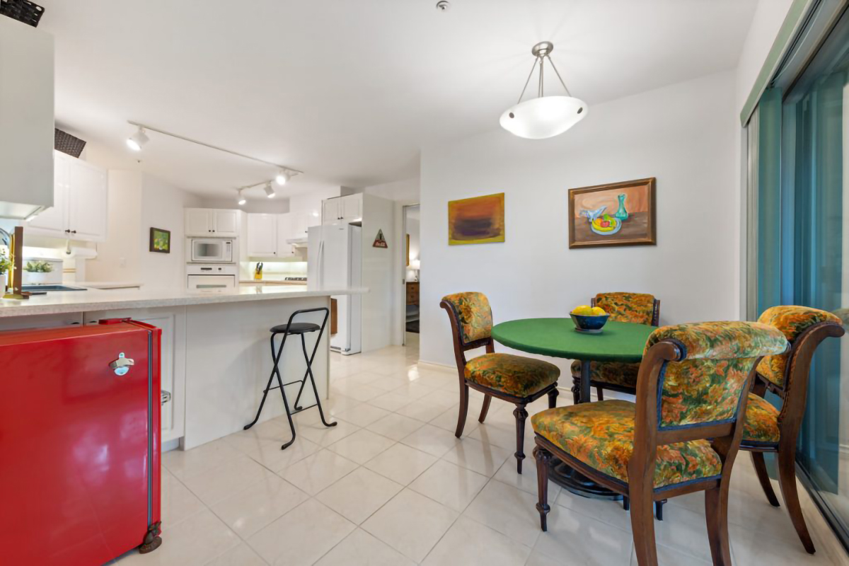 203-3200 CAPILANO CRESCENT, NORTH VANCOUVER 13