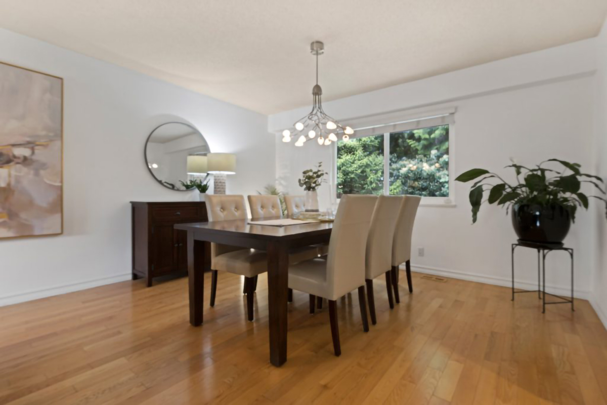 2275 Ennerdale Road, North Vancouver, BC. 5