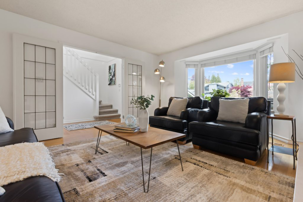 2275 Ennerdale Road, North Vancouver, BC. 7