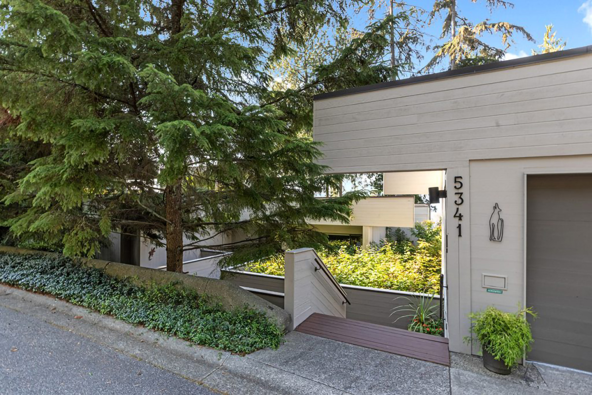 5341 Montiverdi Place, West Vancouver 2