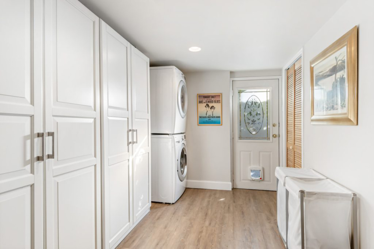 1949 Mackay Avenue, North Vancouver 17