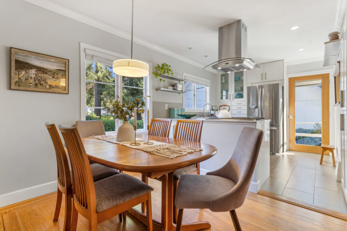 1949 Mackay Avenue, North Vancouver 21