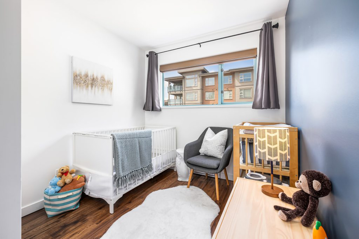 102-1085 W 17TH STREET, NORTH VANCOUVER 3