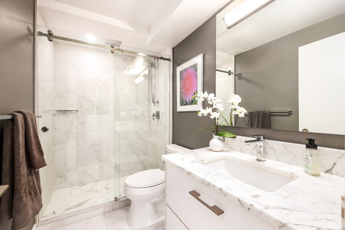 1210-235 Keith Road, West Vancouver 5
