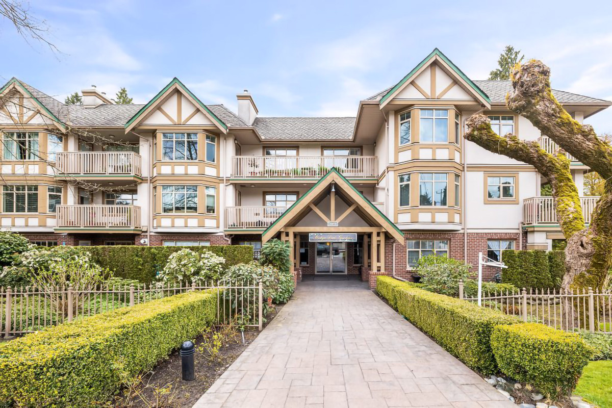 506-2059 CHESTERFIELD AVENUE, NORTH VANCOUVER 2