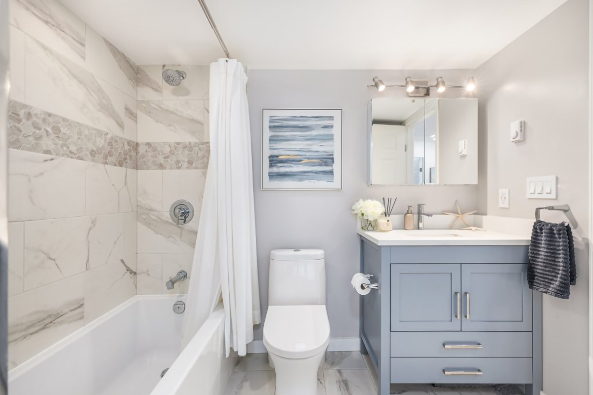 102-1085 W 17TH STREET, NORTH VANCOUVER 7