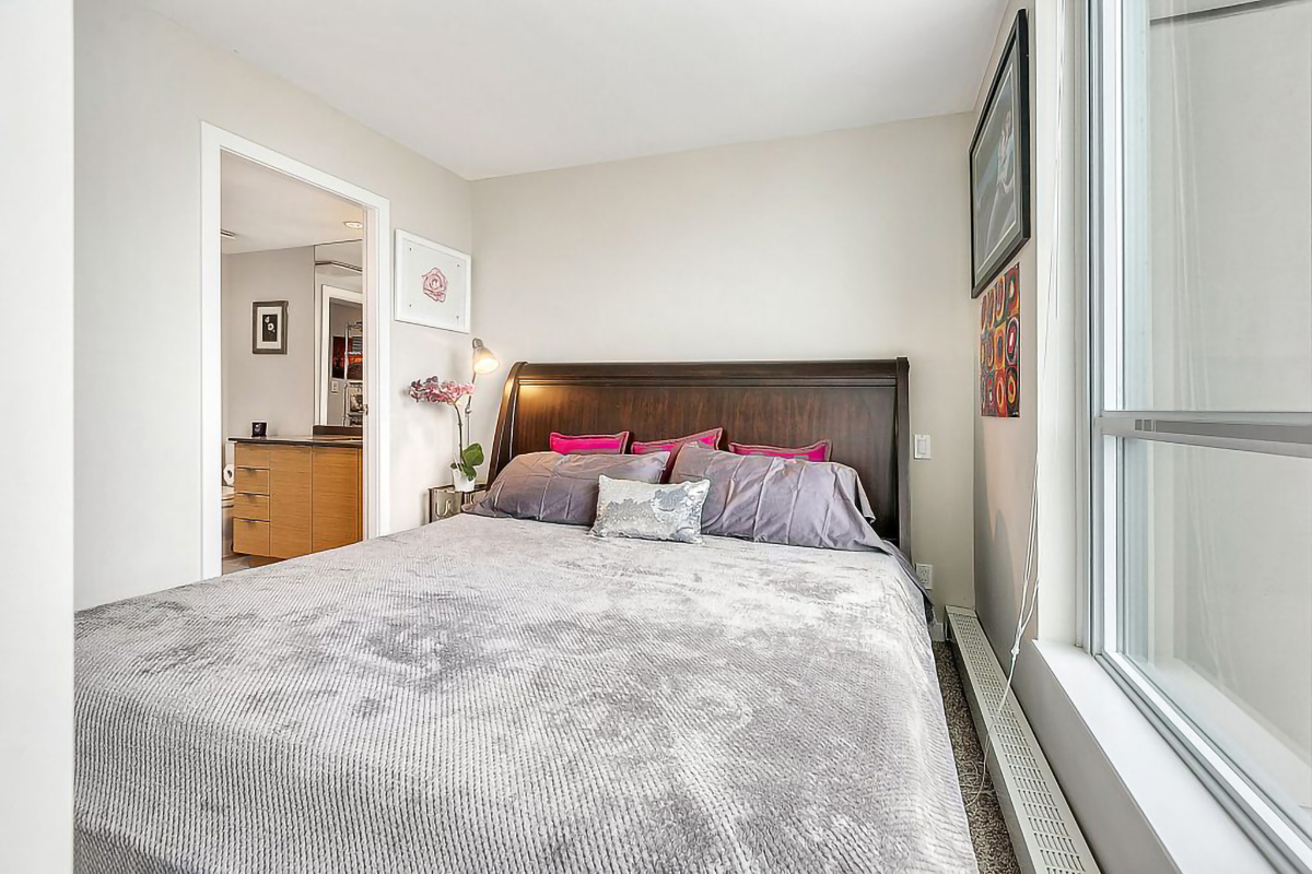 #1007 - 135 E 17th St, North Vancouver 9