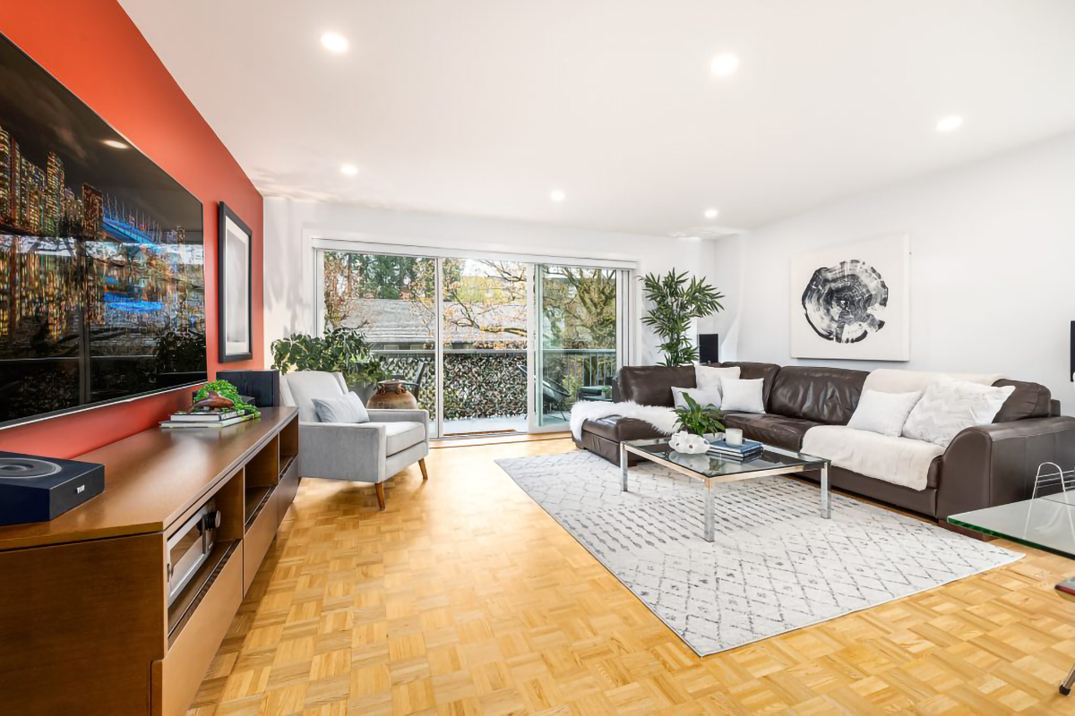 1210-235 Keith Road, West Vancouver 13