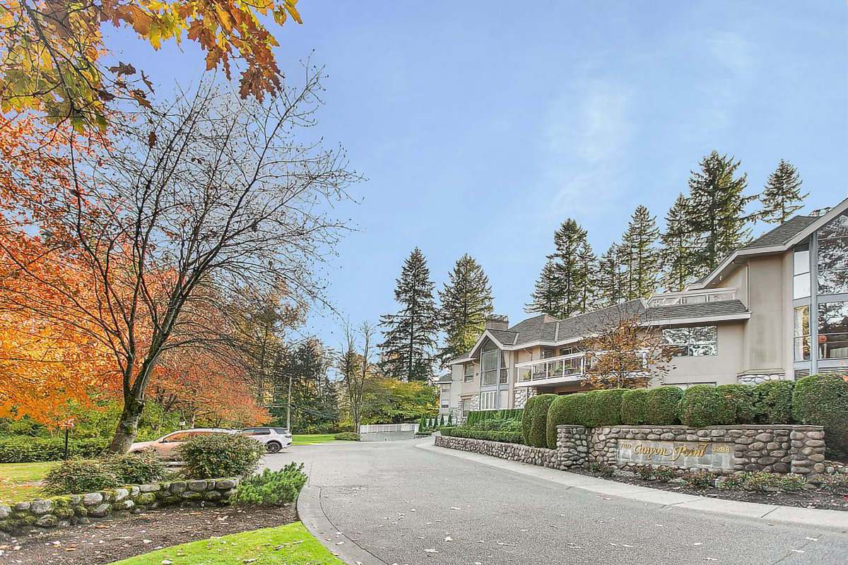 #102 - 3288 Capilano Crescent, North Vancouver 32