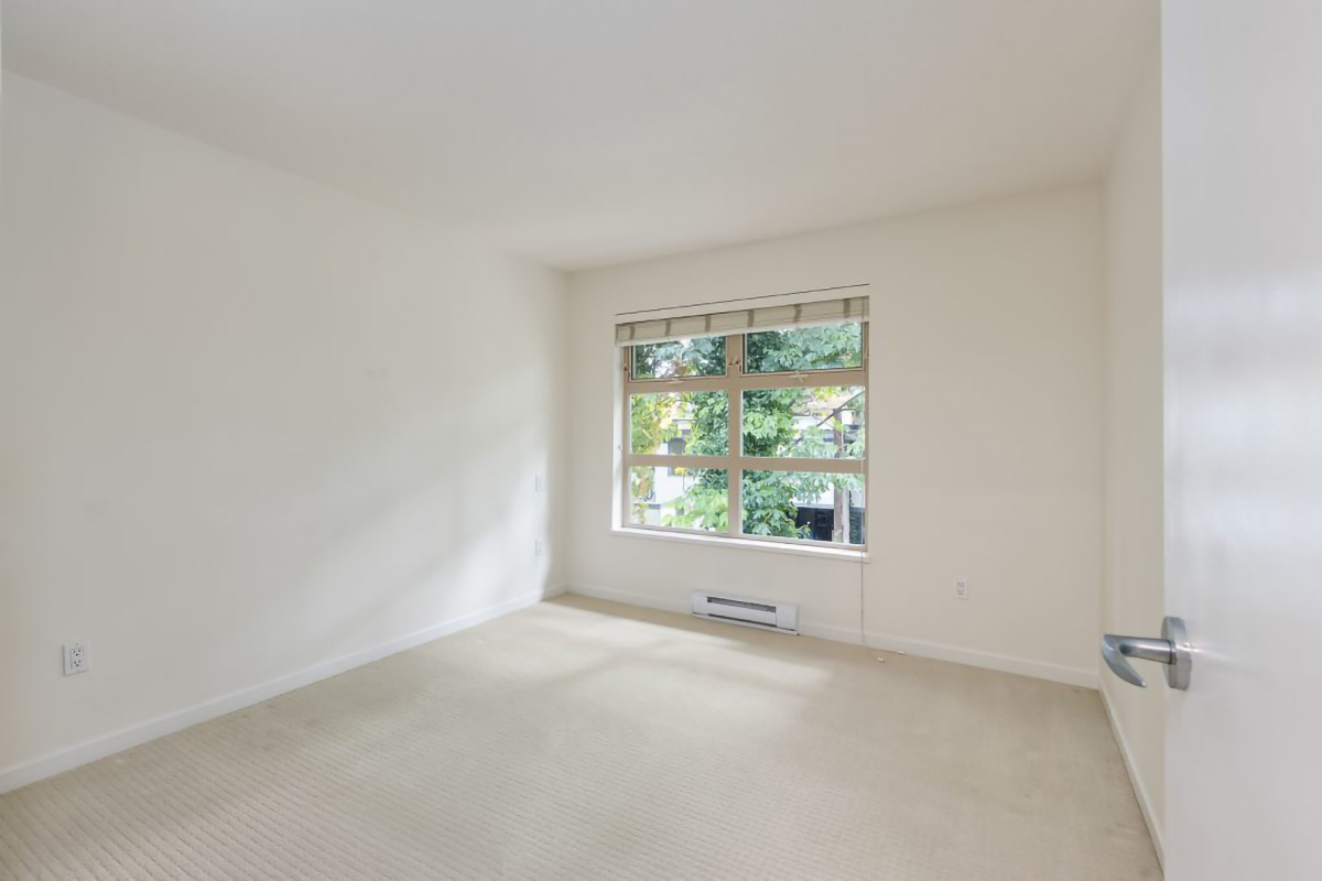 #5 - 3750 Edgemont Boulevard 25