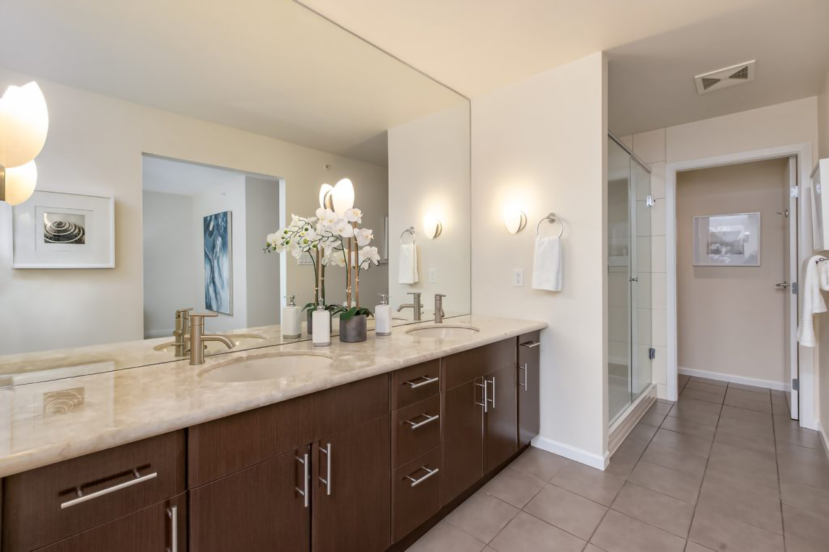 #5 - 3750 Edgemont Boulevard 30