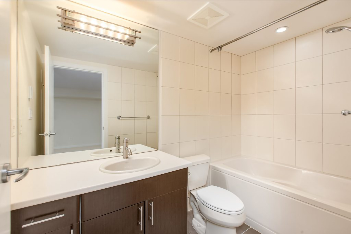 #5 - 3750 Edgemont Boulevard 33