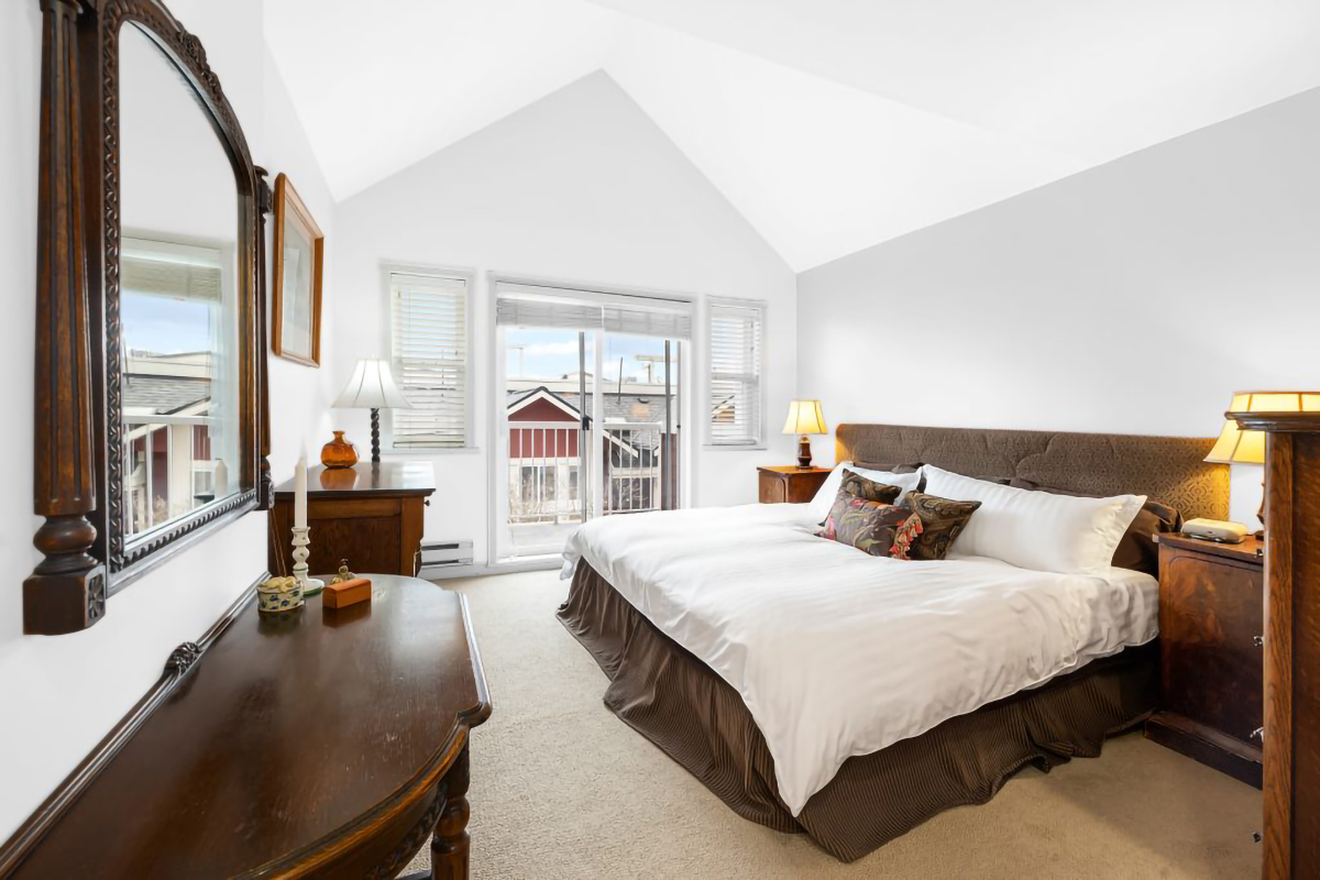 2-225 E5TH STREET, NORTH VANCOUVER 8