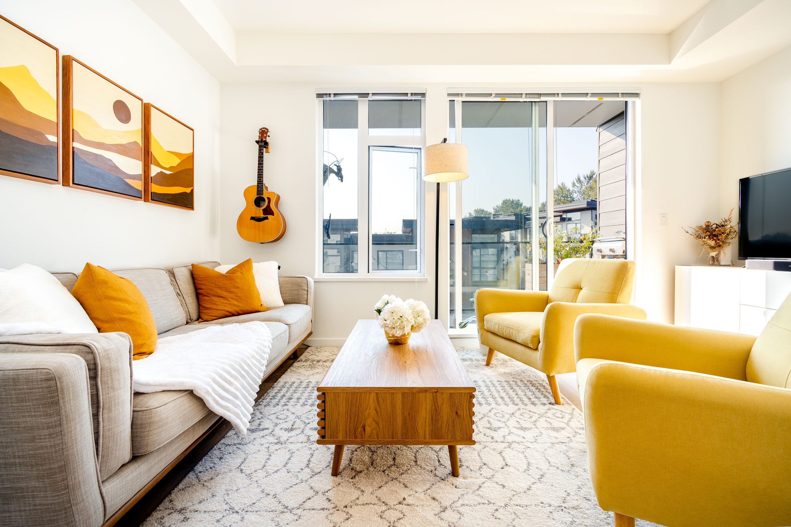 408-725 Marine Drive, North Vancouver 2