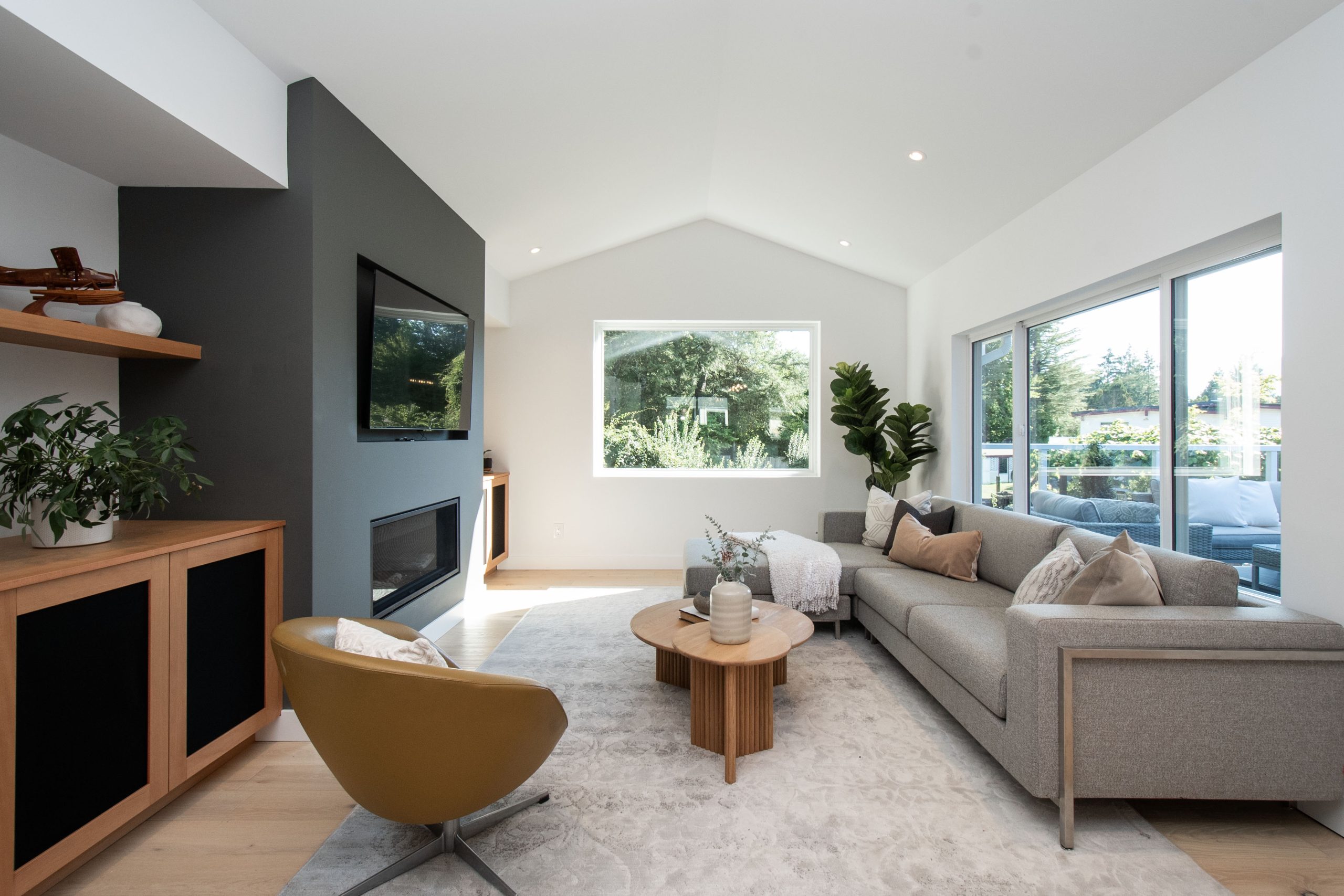 2070 Diamond Road, Squamish 9