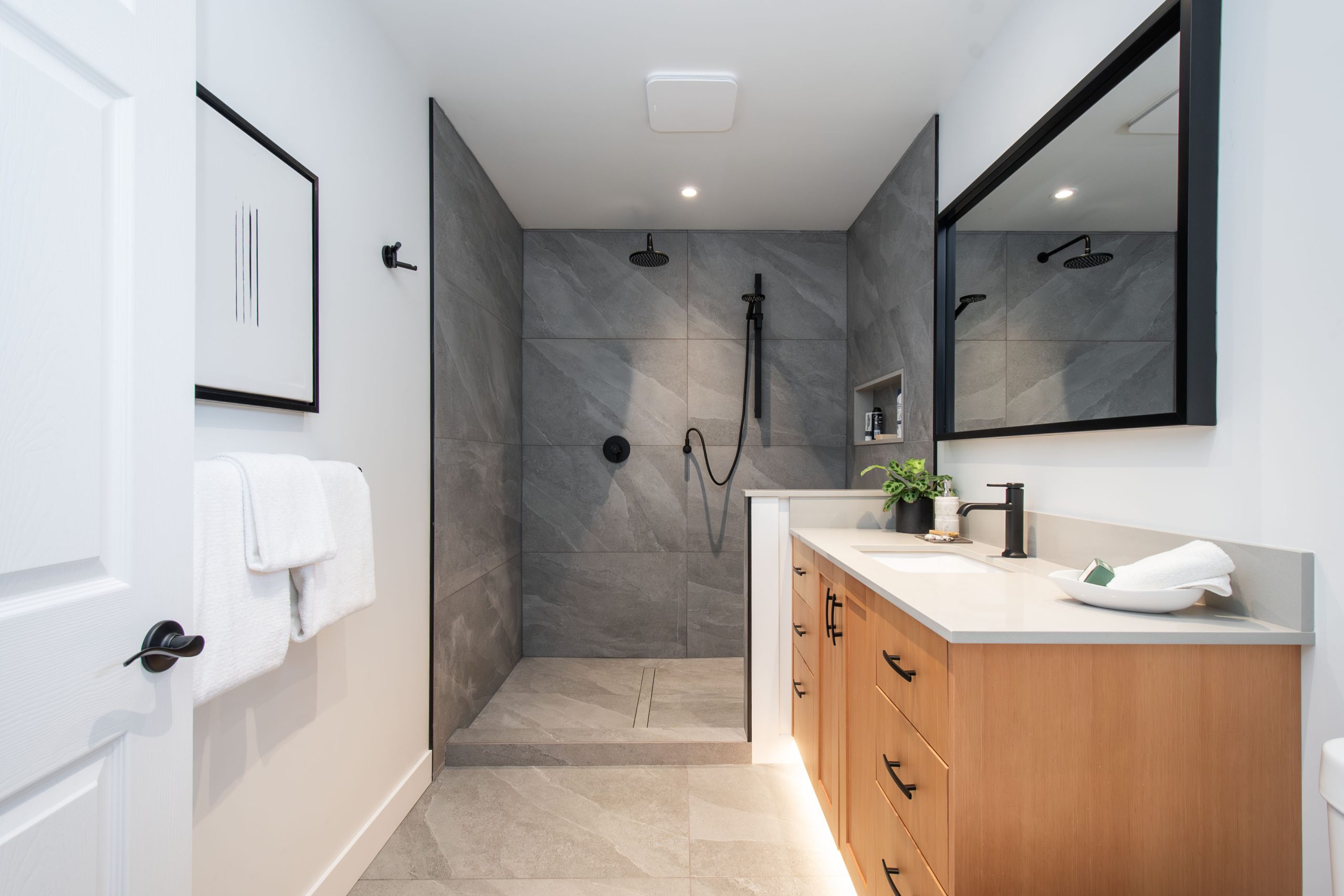 2070 Diamond Road, Squamish 16