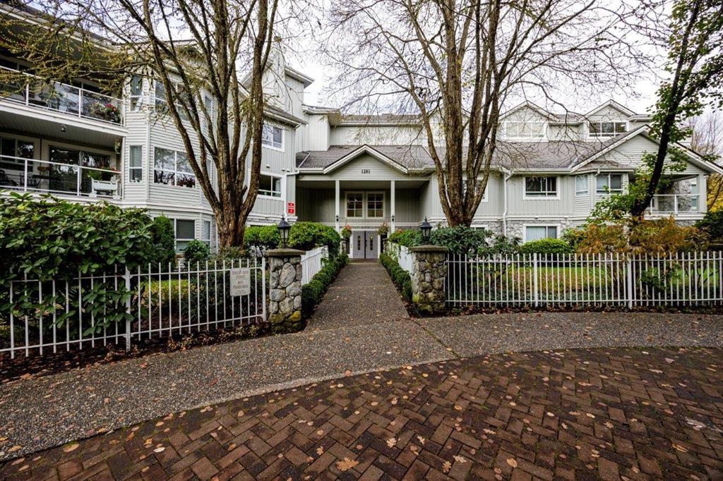 305-1281 Parkgate Ave, North Vancouver