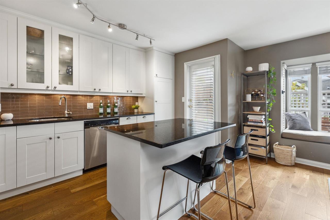 112 225 E 6th Street, North Vancouver 25